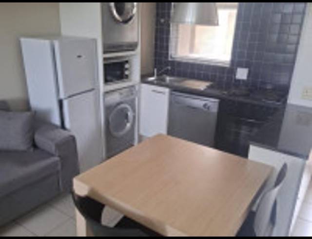 1 BEDROOM APARTMENT FOR SALE IN HILLCREST